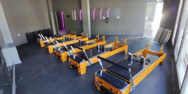 Central Pilates Καματερό